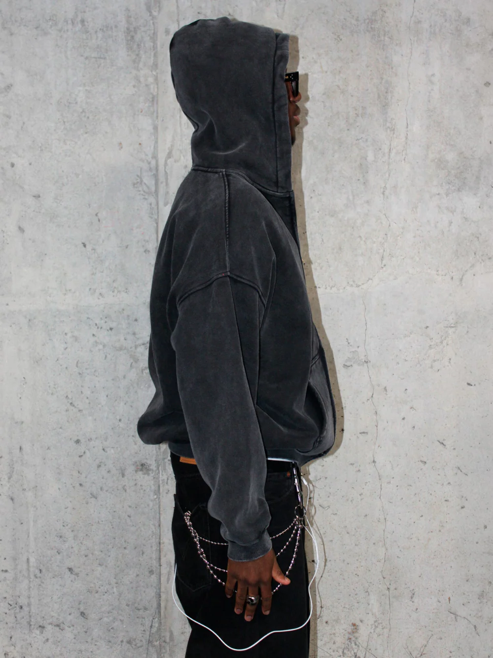 GRIND ZIP HOODIE BLACK