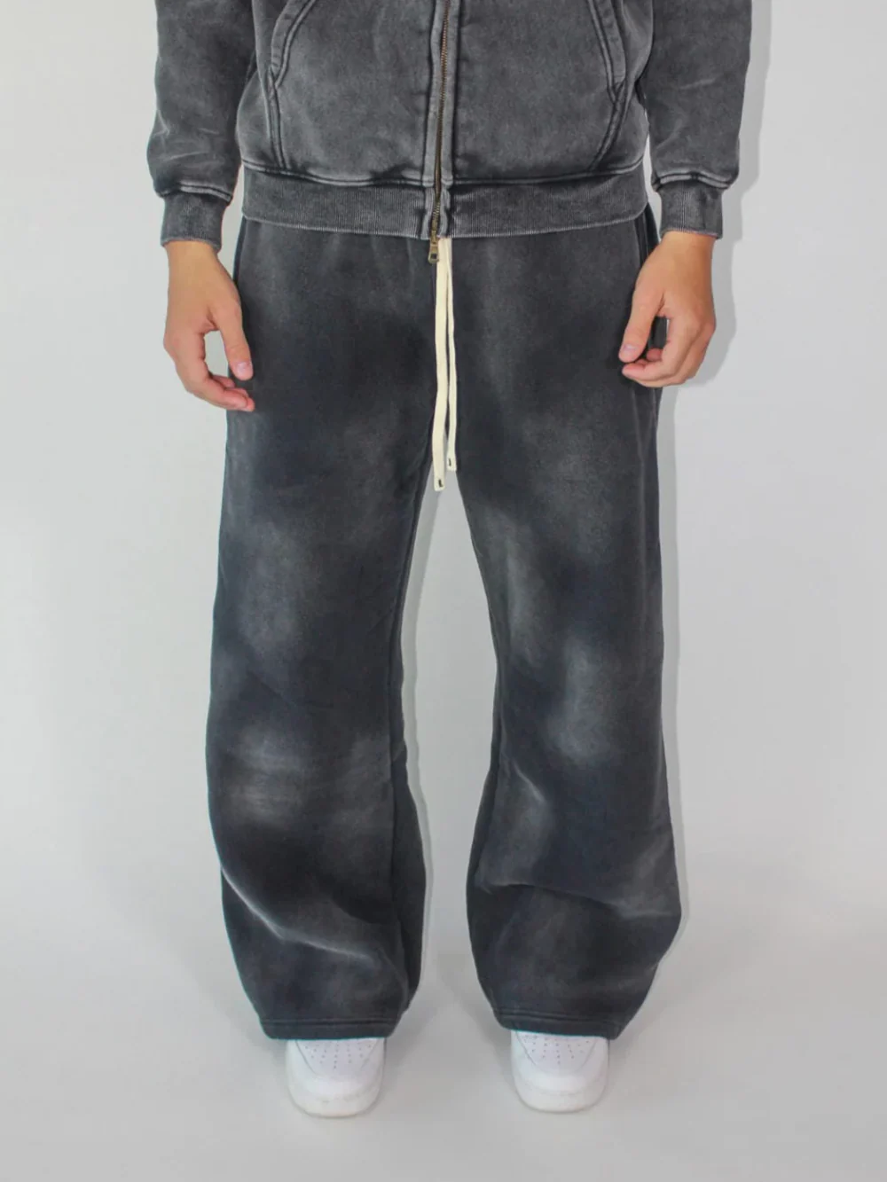 GRIND SWEATPANTS BLACK